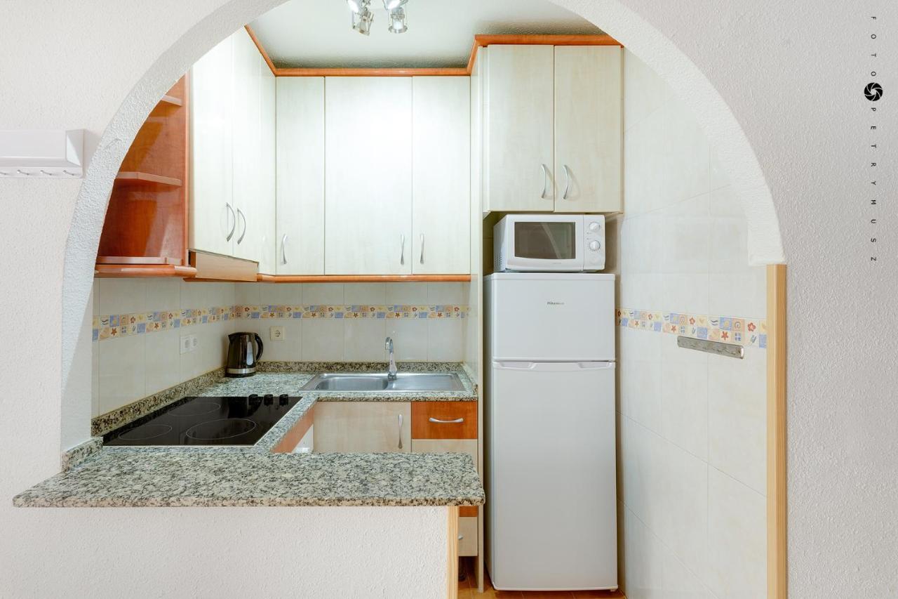 Apartment With Pool & Balcony Less Than 10Min Walk To La Mata Beach! Torrevieja Exterior photo